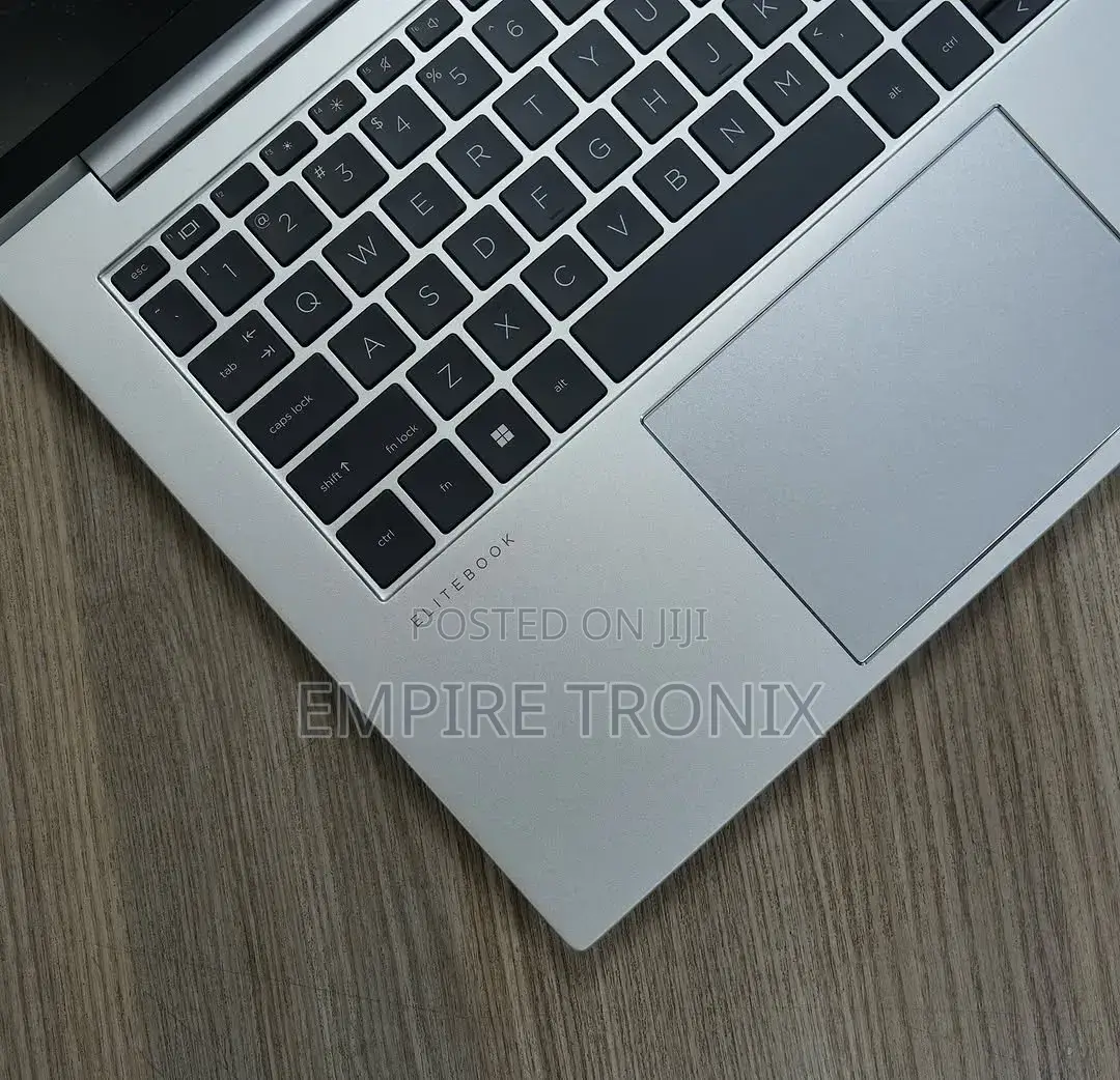 New Laptop HP EliteBook 840 G10 16GB Intel Core i7 SSD 512GB