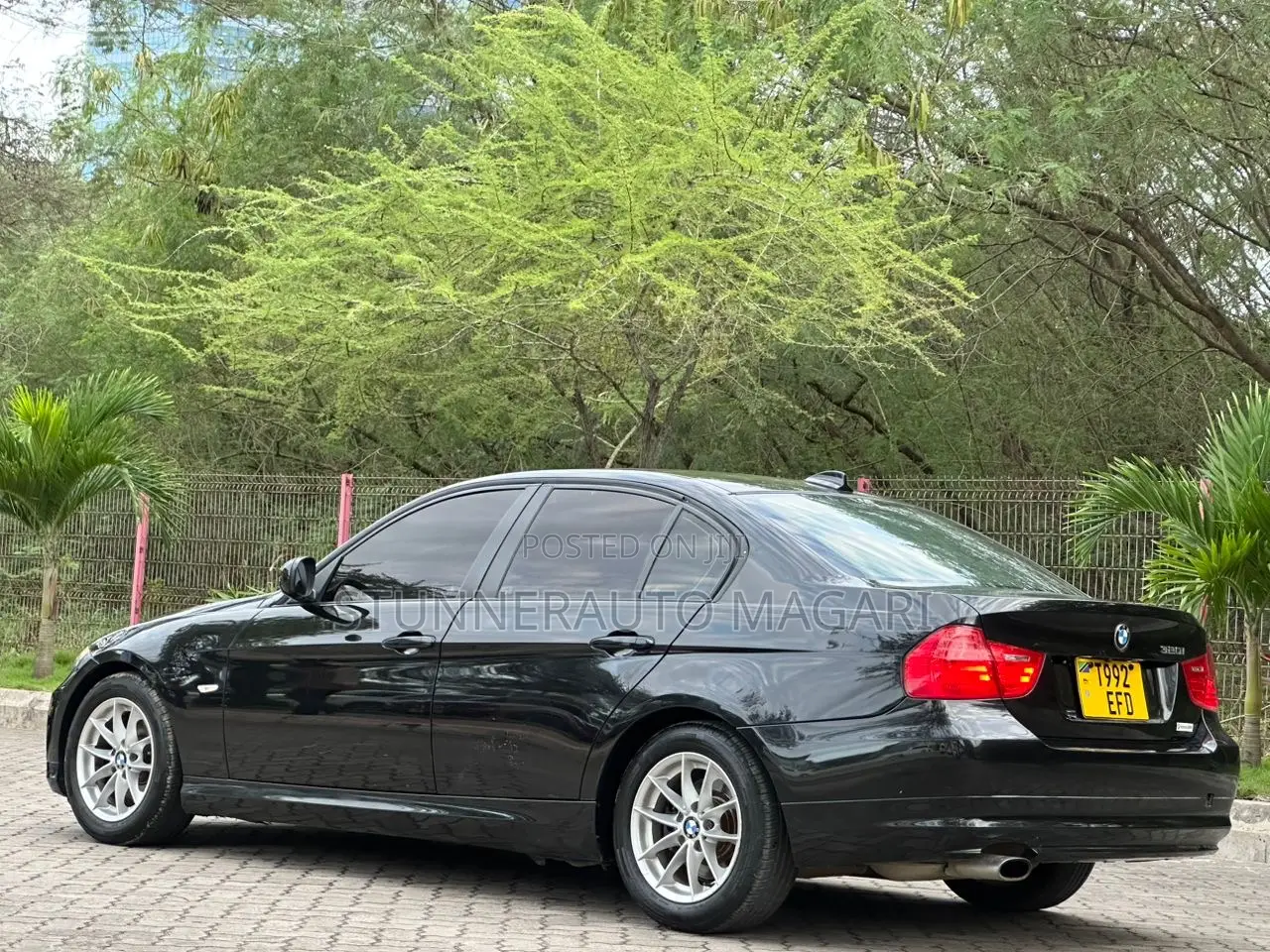 BMW 3 Series 2011 Black