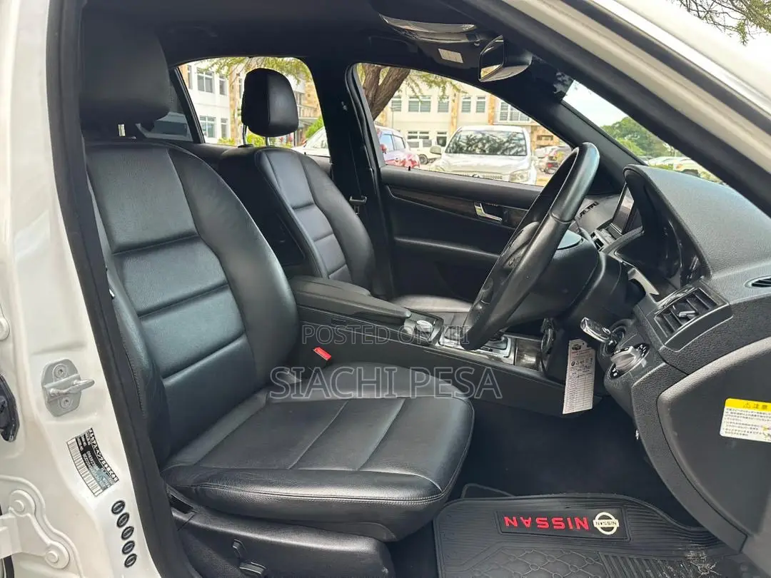 Mercedes-Benz C-Class 2010 White