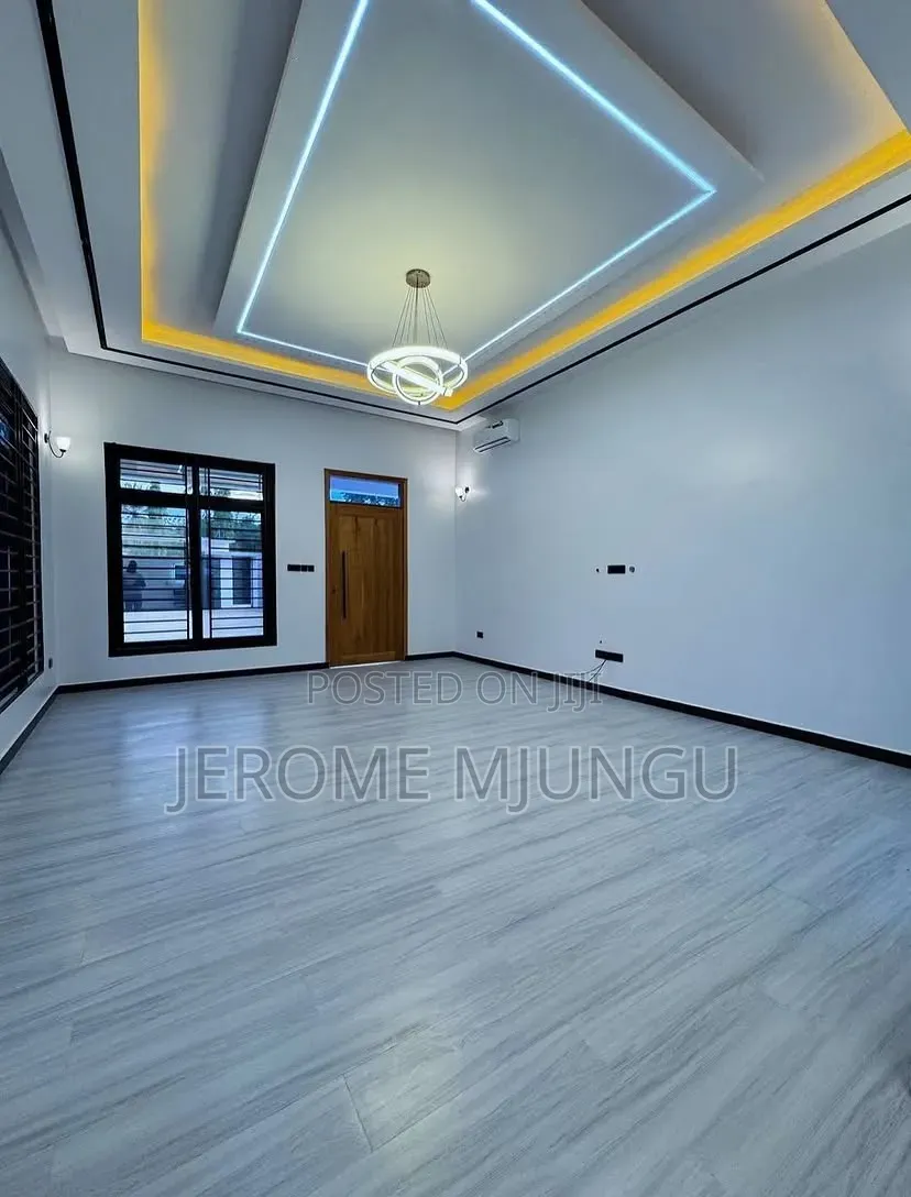 4bdrm House in Goba for sale