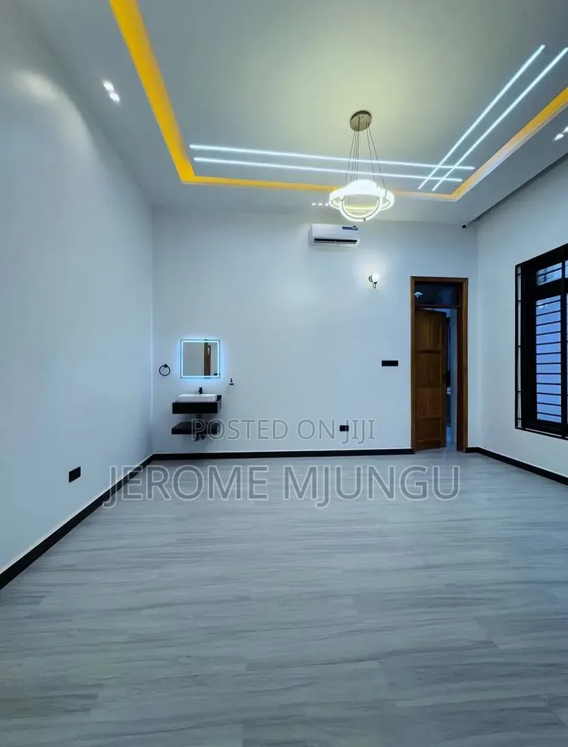 4bdrm House in Goba for sale