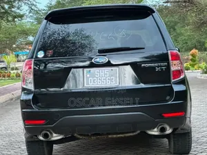 Subaru Forester 2010 Black