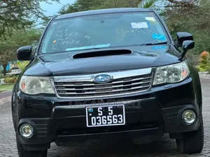 Subaru Forester 2010 Black