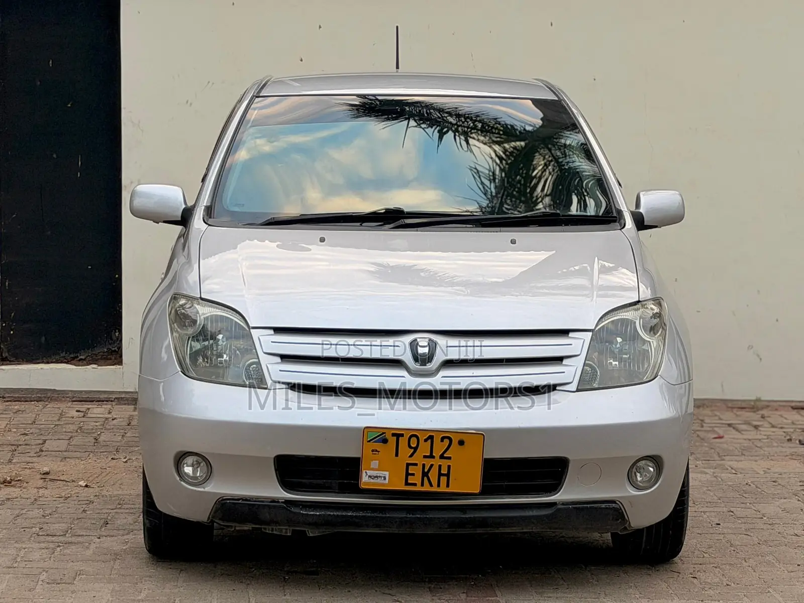 Toyota IST 2005 Silver