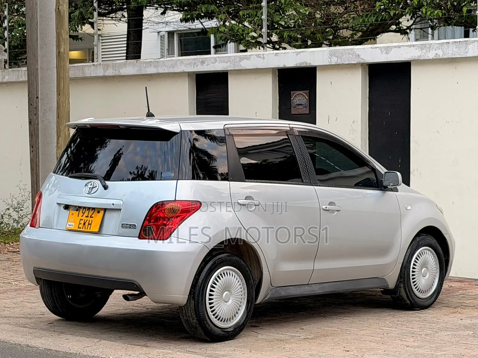 Toyota IST 2005 Silver