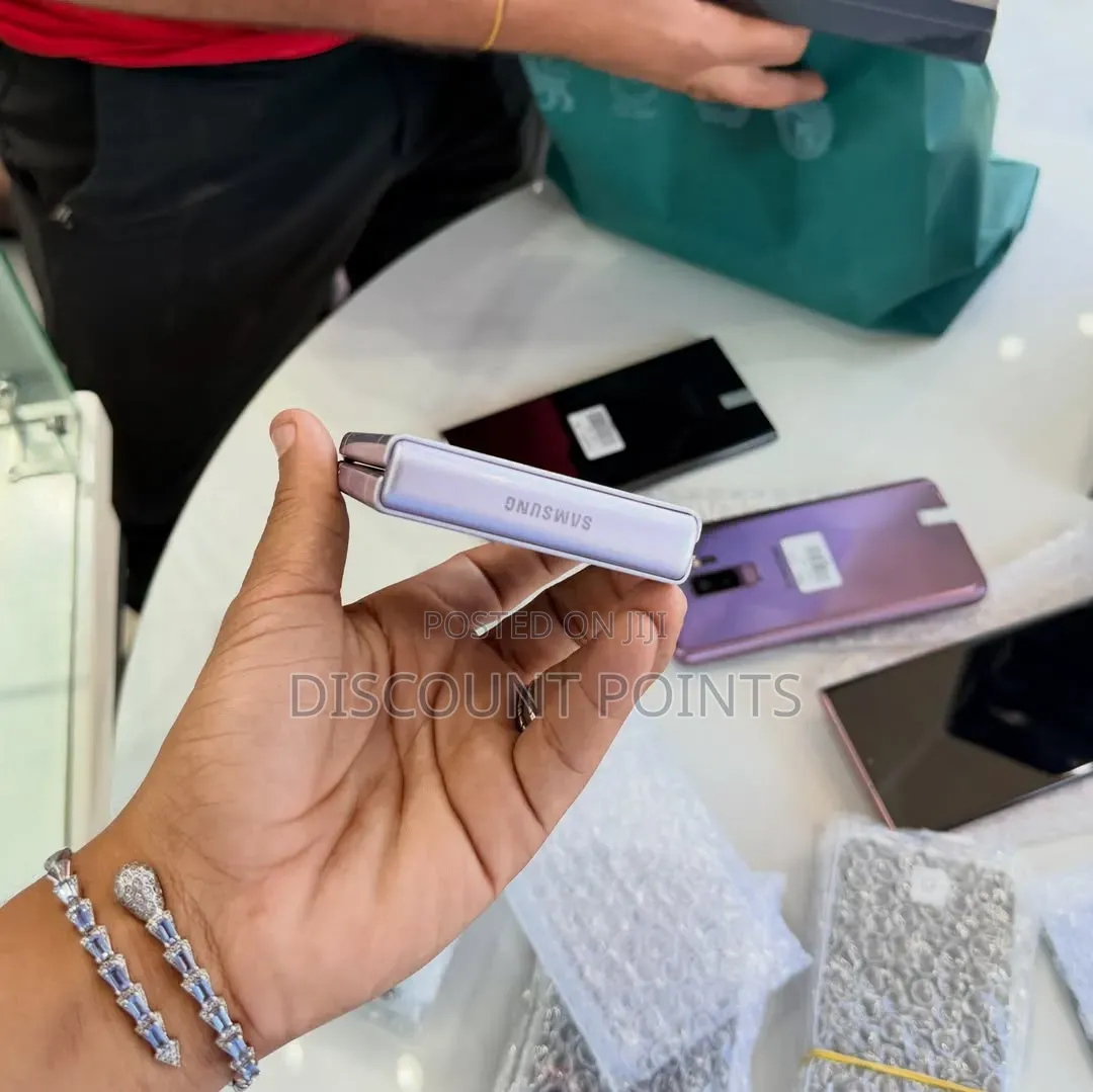 Samsung Galaxy Z Flip3 5G 256 GB Purple