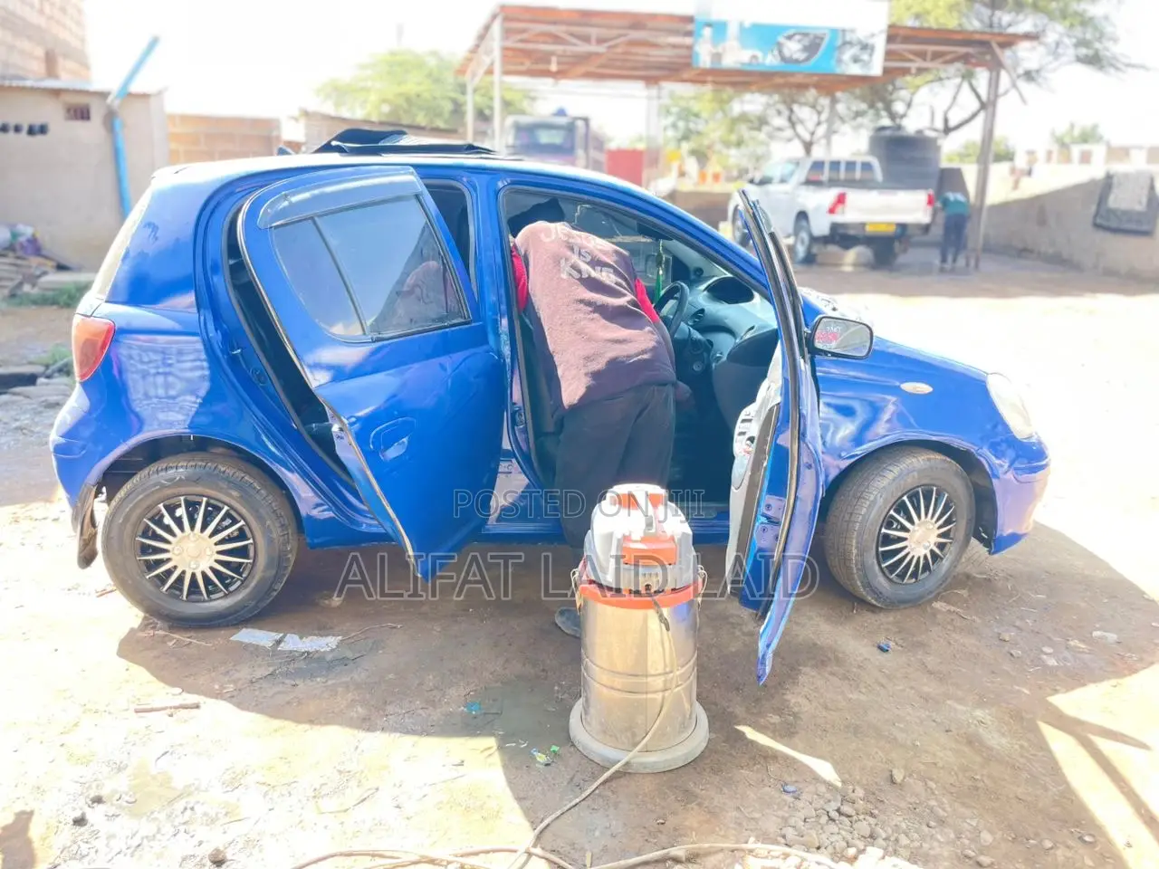 Toyota Vitz 1.0 FWD 5dr 2004 Blue