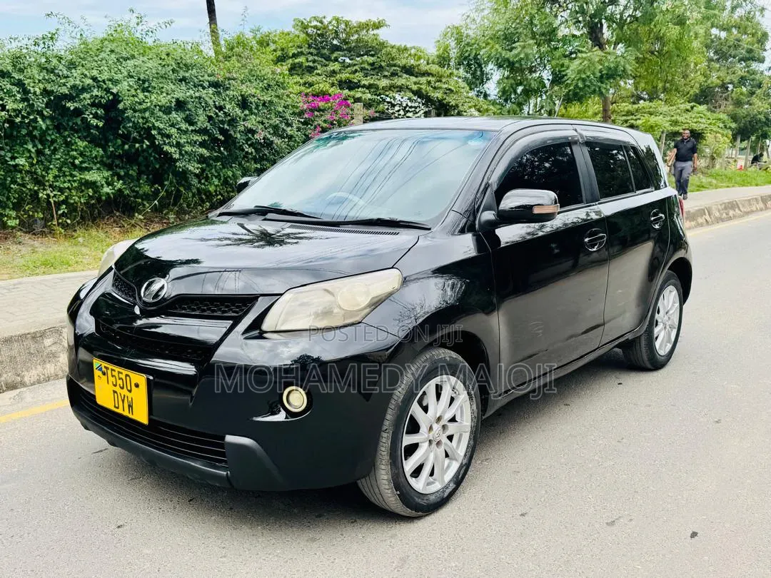Toyota IST 2008 Black