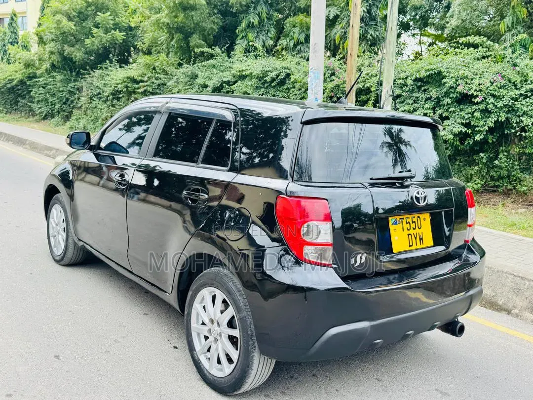 Toyota IST 2008 Black