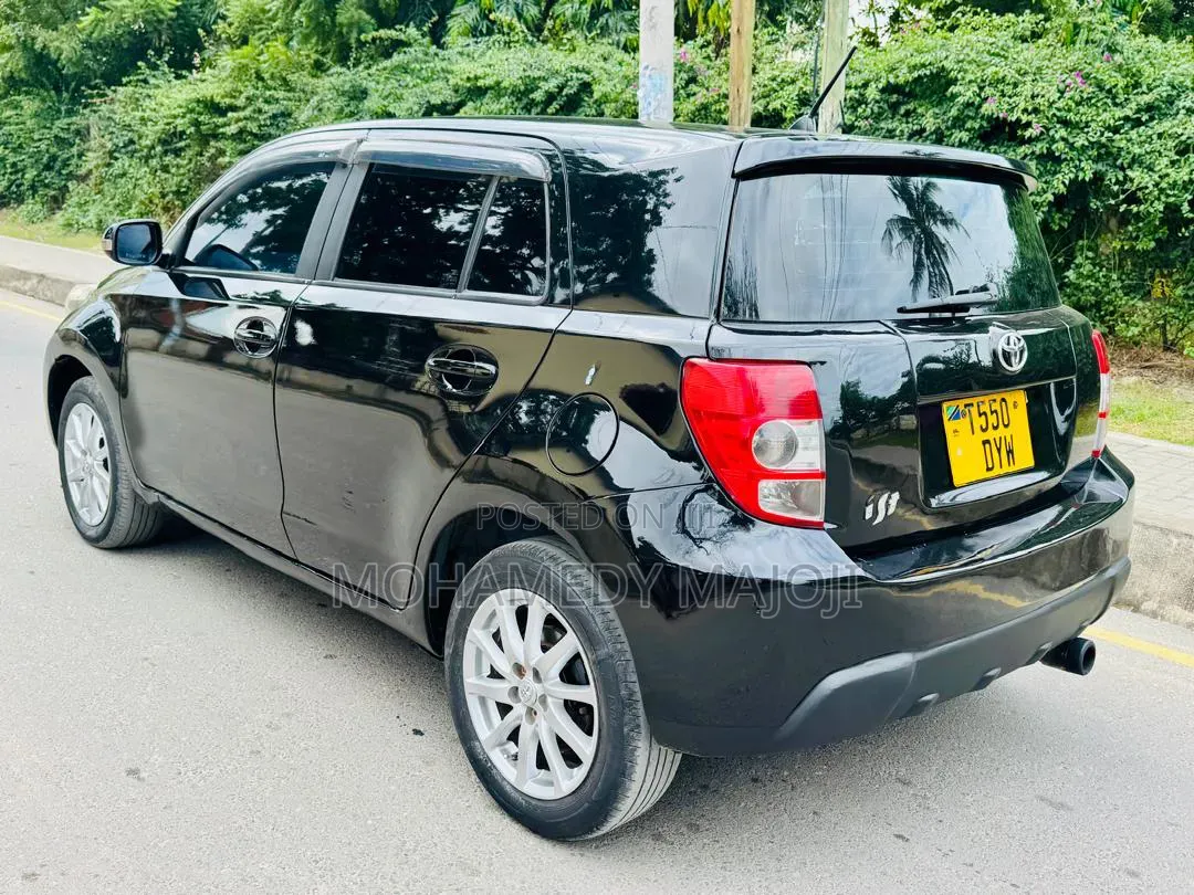 Toyota IST 2008 Black