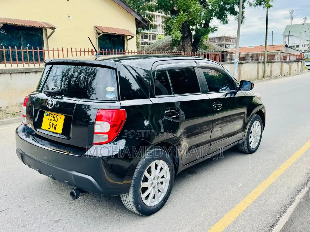 Toyota IST 2008 Black