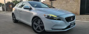 Volvo V40 2013 White