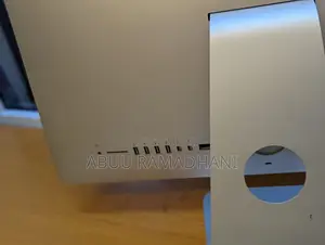 Desktop Computer Apple iMac Pro 16GB Intel Core i5 SSD 512GB