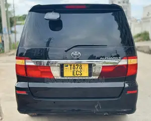Toyota Alphard 2.4 Petrol FWD 2004 Black