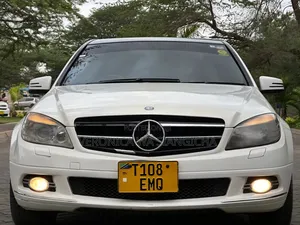 Mercedes-Benz C200 2010 White