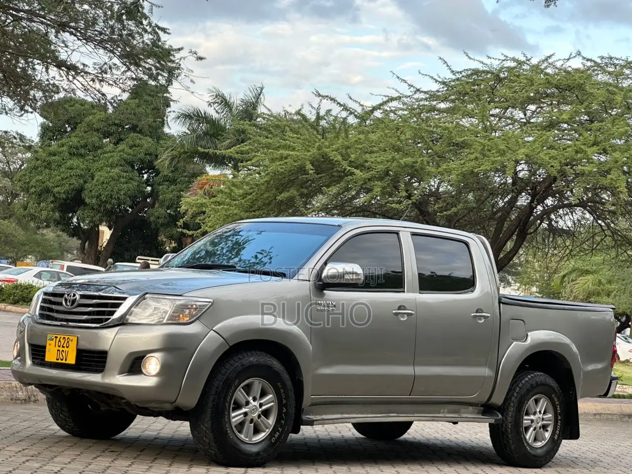 Toyota Hilux 2015 Silver