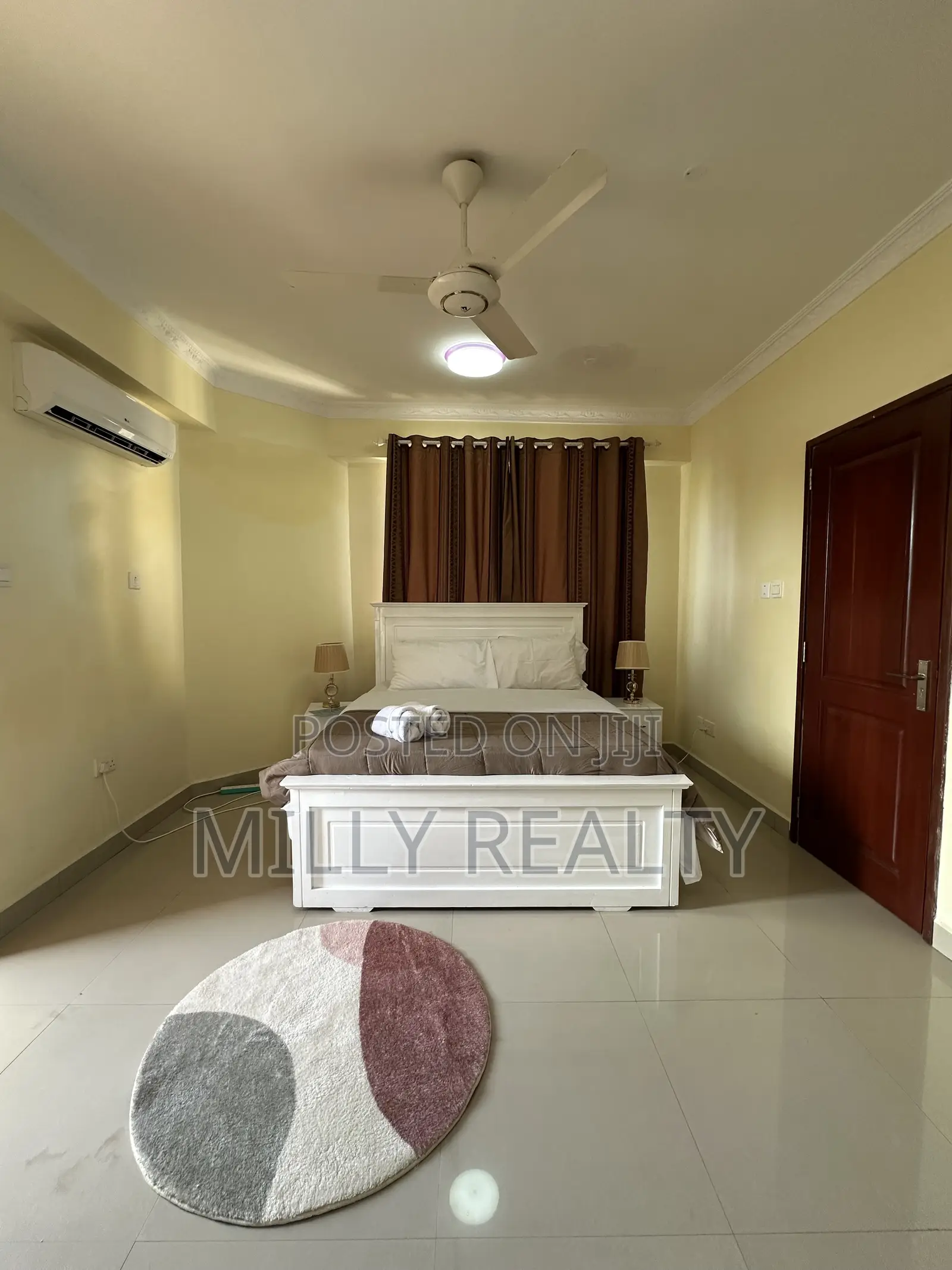 4bdrm Duplex in Apartment Upanga for sale