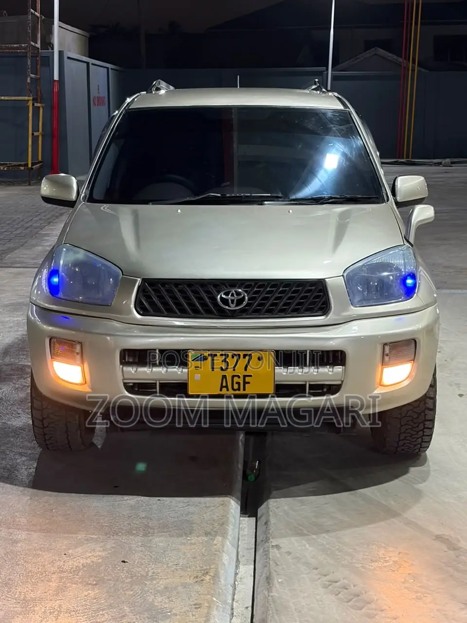 Toyota RAV4 2005 Beige