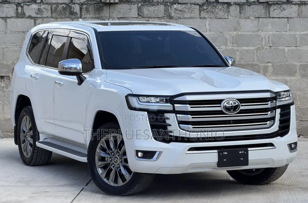 Toyota Land Cruiser 2024 White