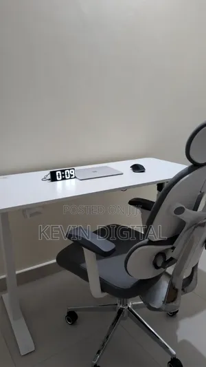 Table Digital Watch
