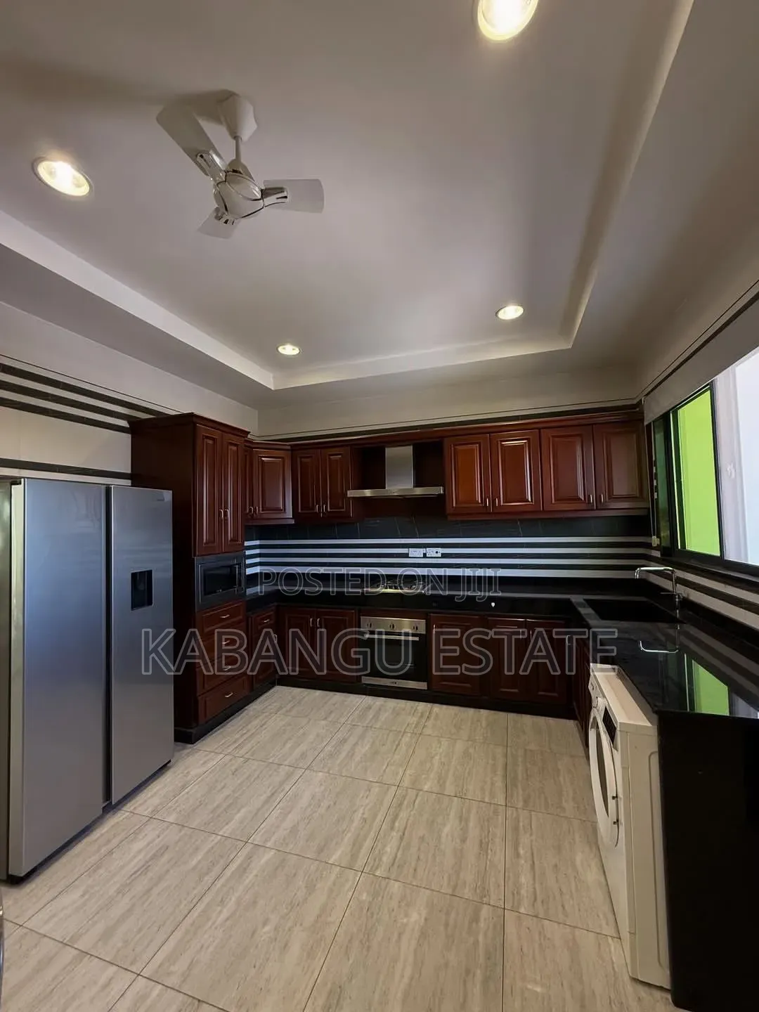 Furnished 3bdrm Apartment in Kimweri Road, Msasani for rent