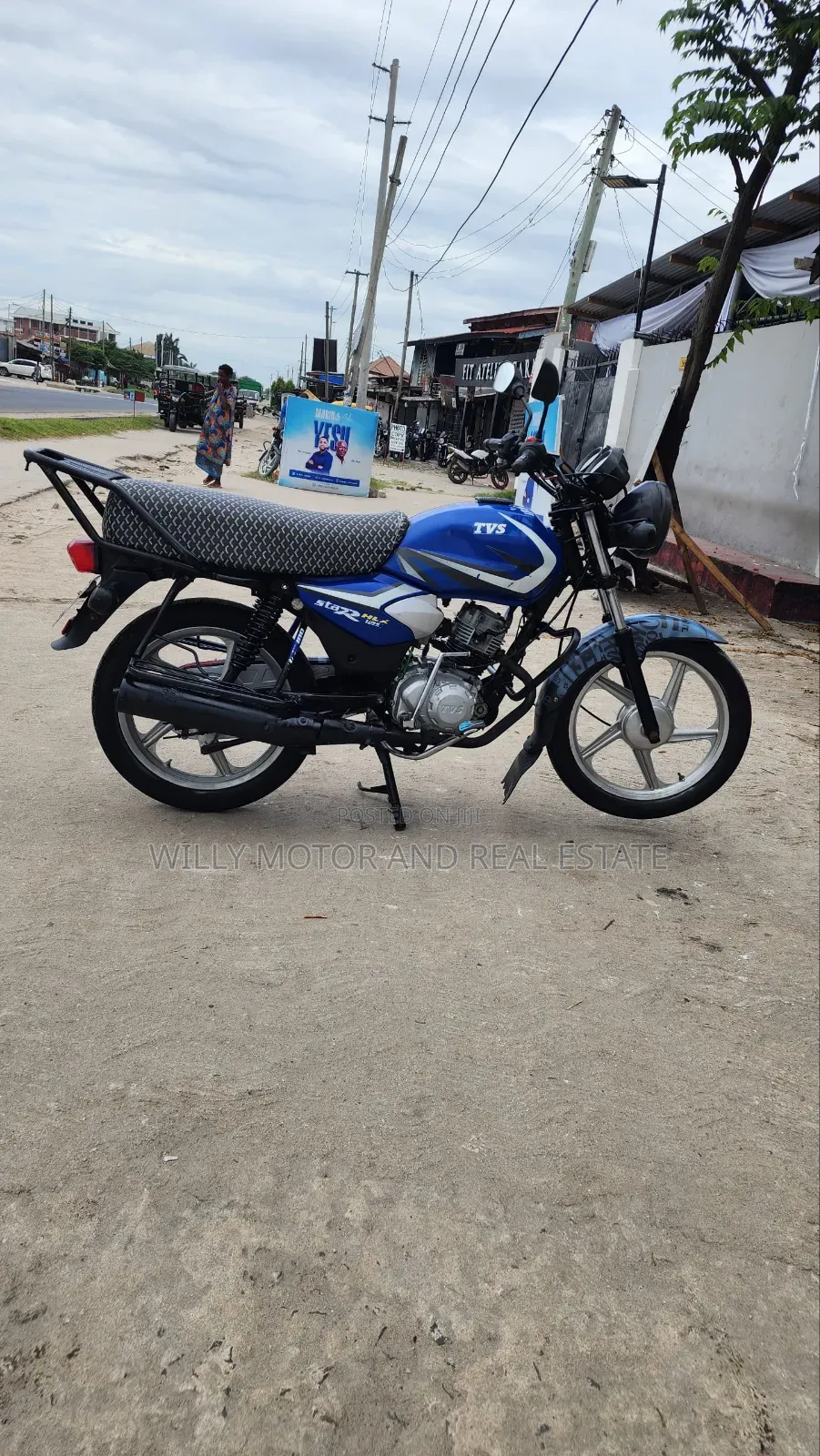 New TVS HLX 125 2024 Blue