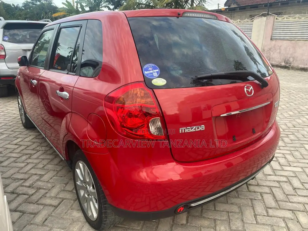 Mazda Verisa 2007 Red