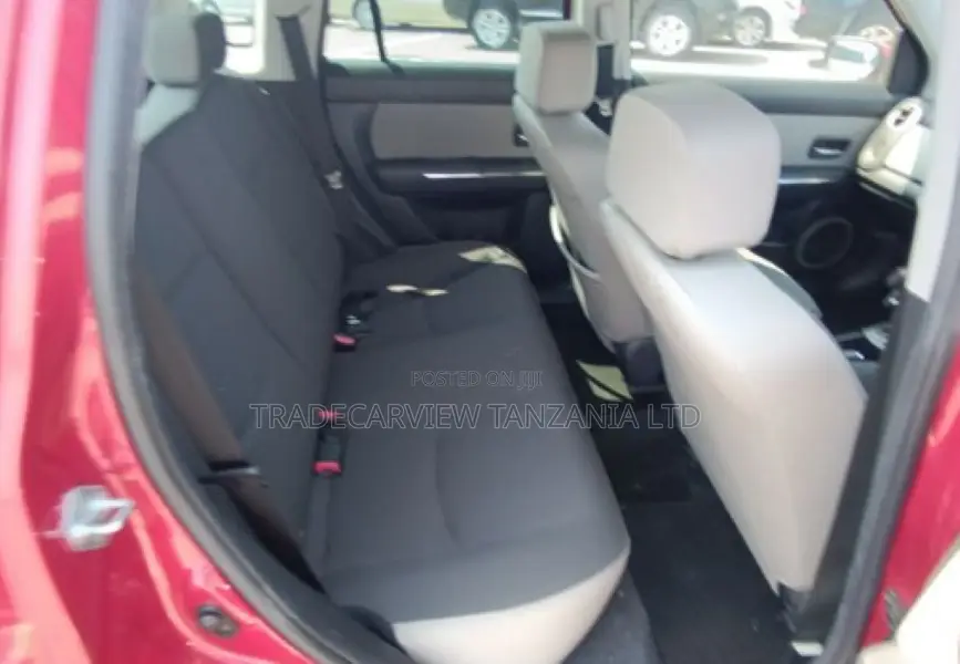 Mazda Verisa 2007 Red