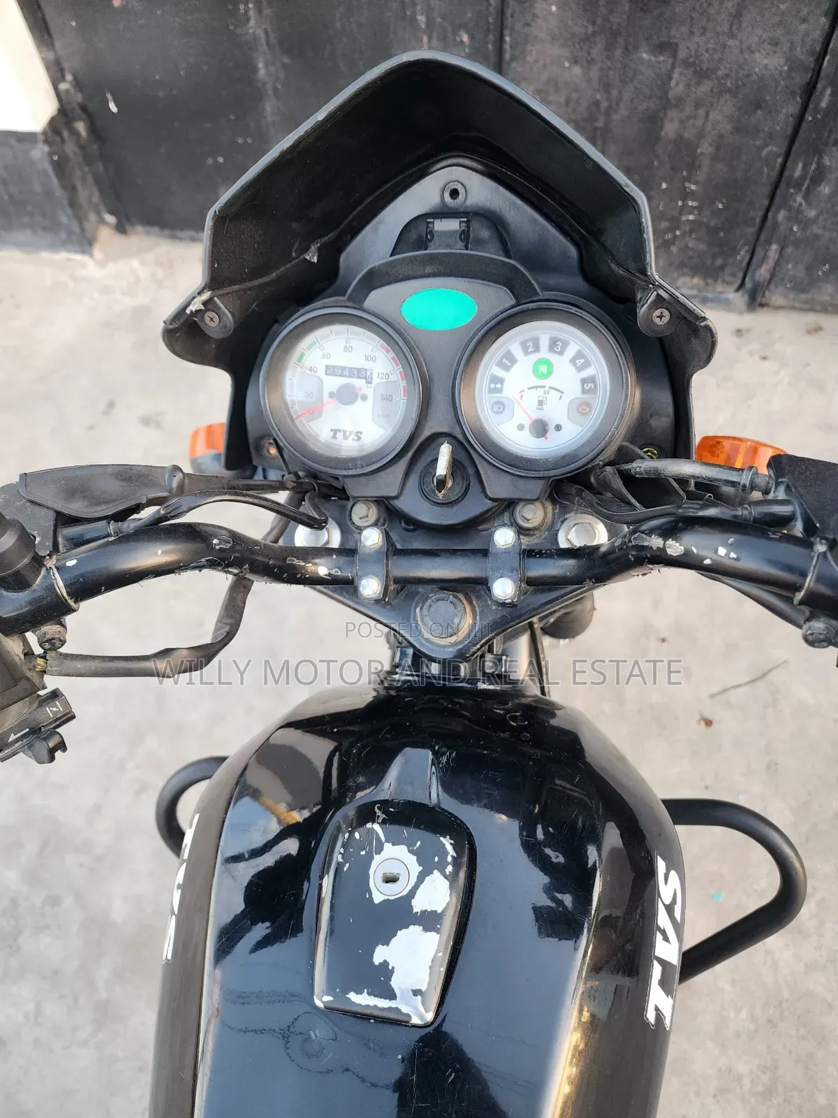 TVS HLX 125 2023 Black