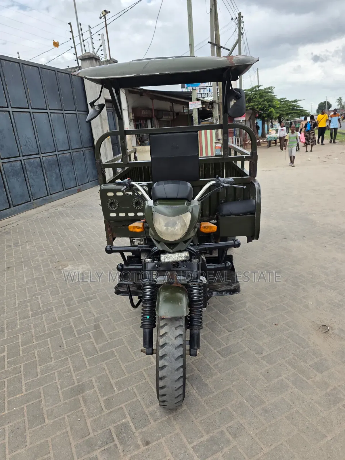 Motorcycle 2021 Green