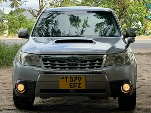 Subaru Forester 2010 Silver