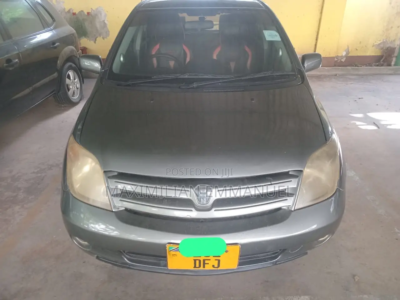 Toyota IST 2005 Gray