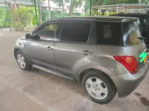 Toyota IST 2005 Gray