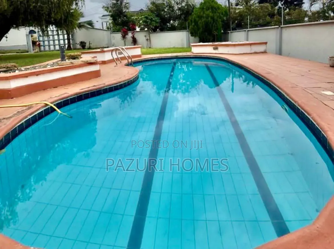 6bdrm Maisonette in Salasala, Mbezi Beach for sale