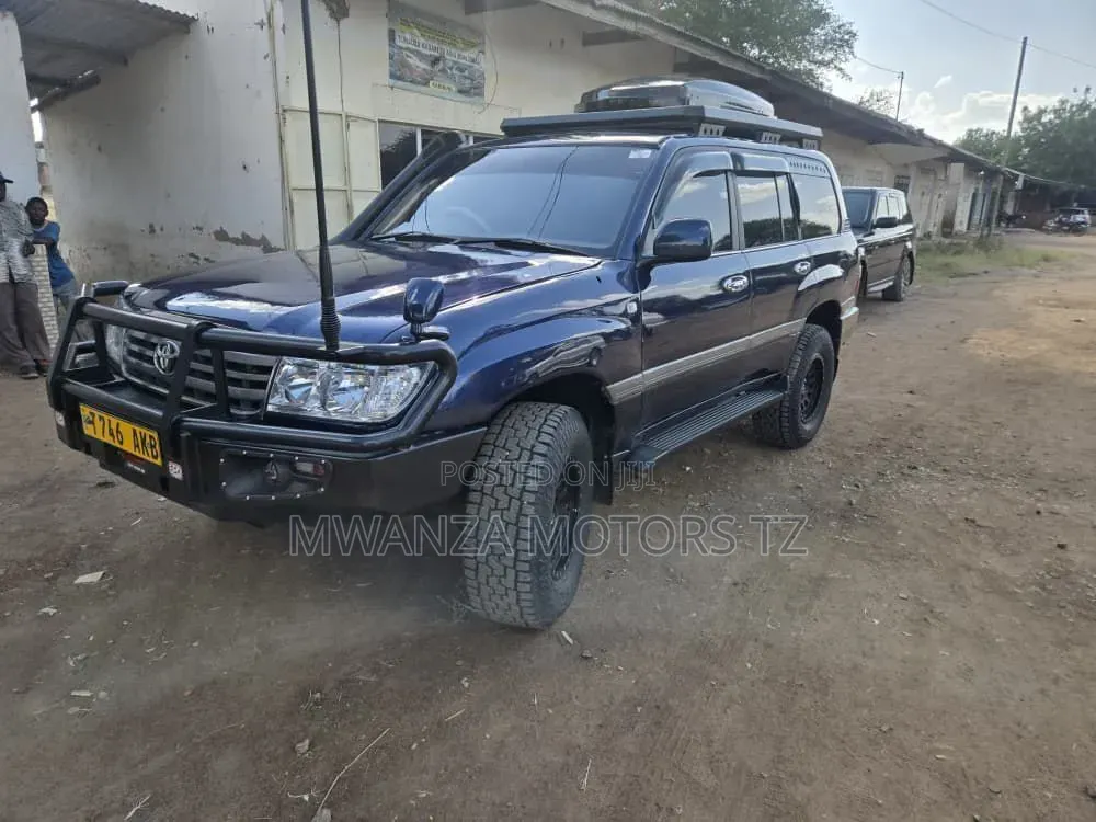 Toyota Land Cruiser 2006 Blue