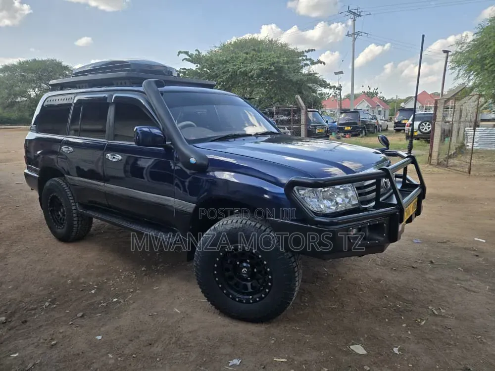Toyota Land Cruiser 2006 Blue