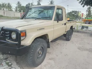 Toyota Land Cruiser 2003 Beige