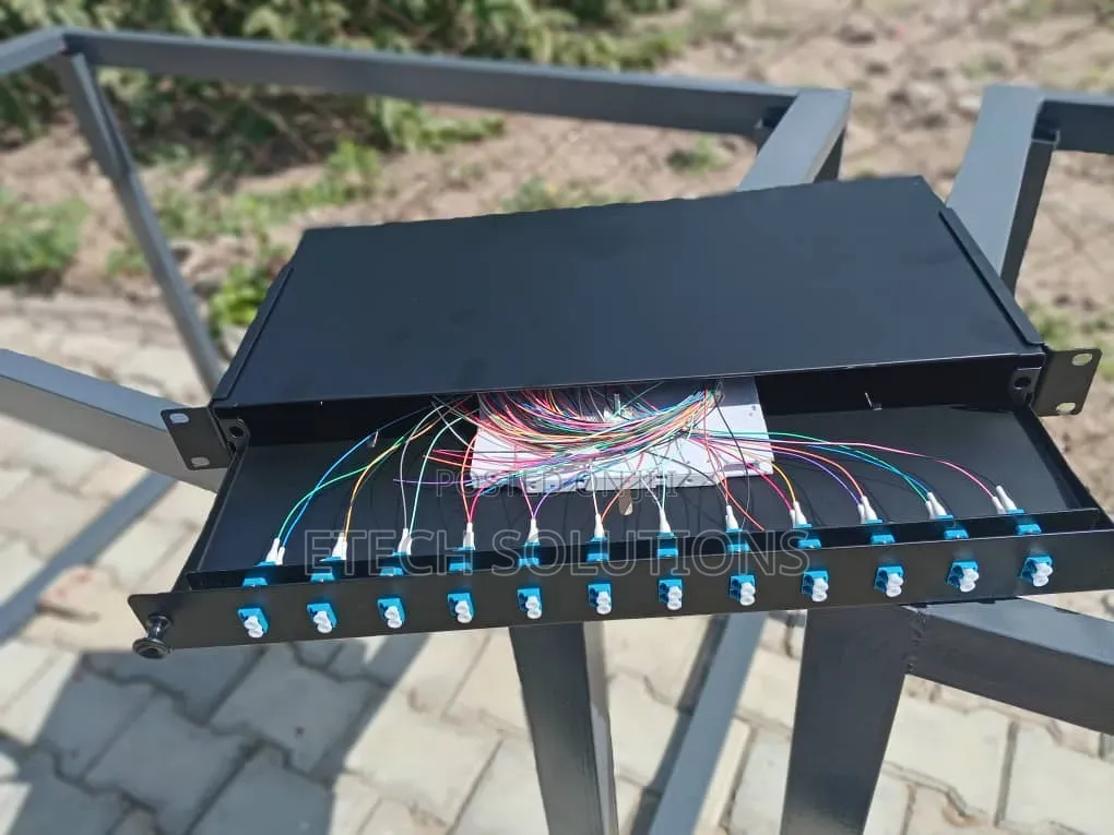 Fiber Patch Panel 12 Core With Lc/Upc Coupler, Duplex