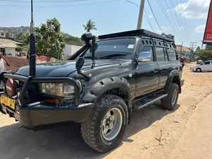 Toyota Land Cruiser 2000 Black