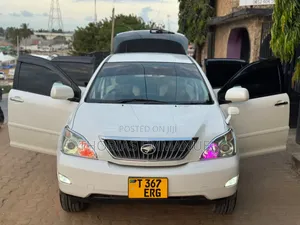 Toyota Harrier 2010 White