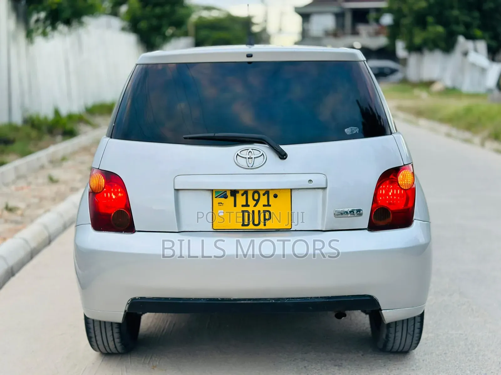 Toyota IST 2005 Silver
