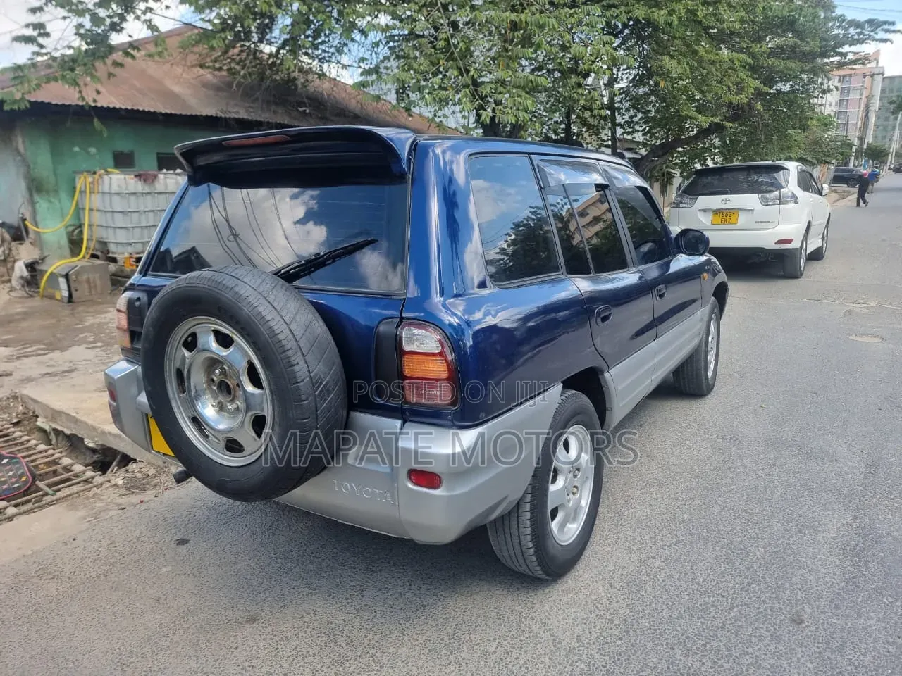Toyota RAV4 1999 Blue