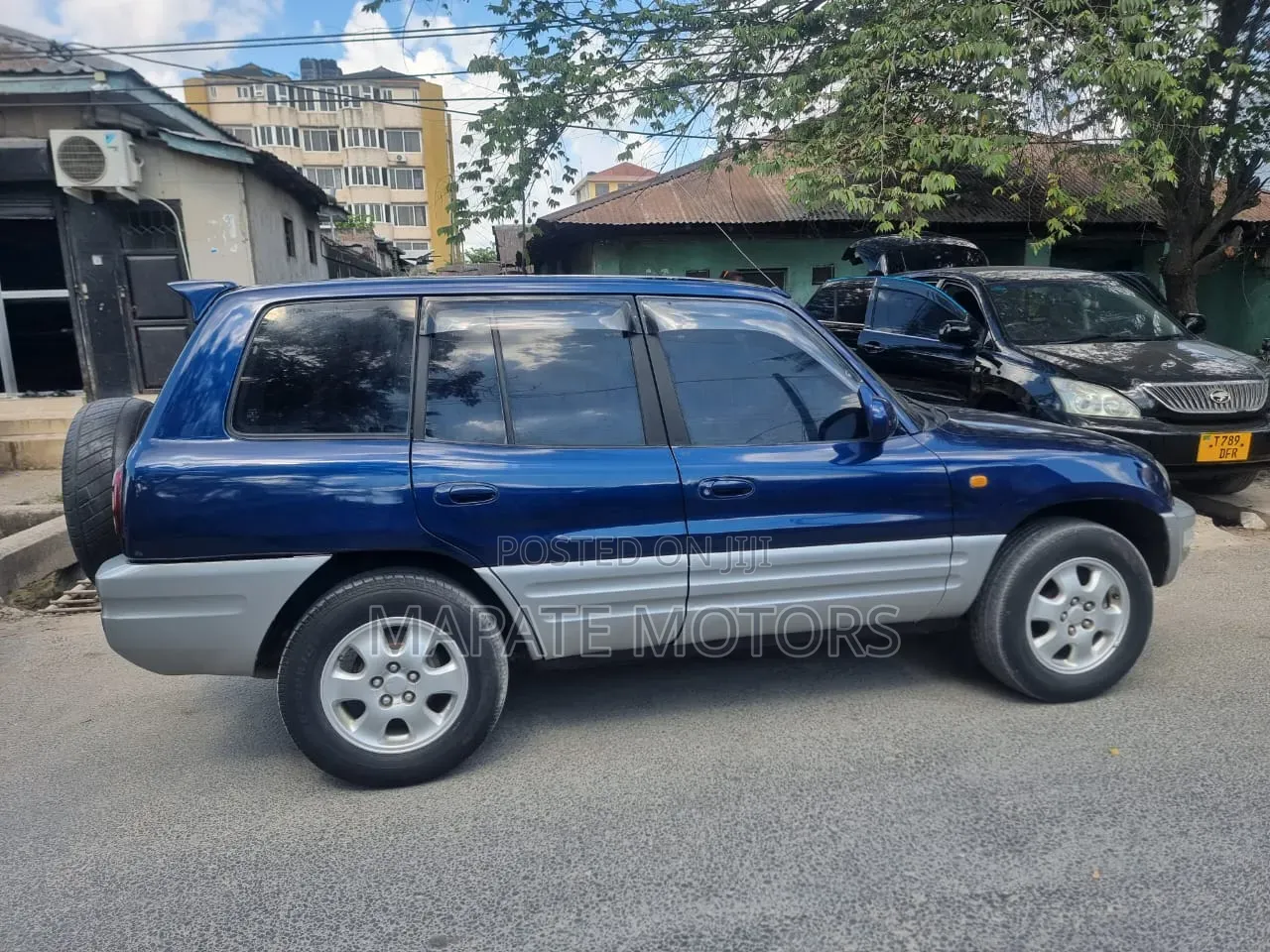 Toyota RAV4 1999 Blue
