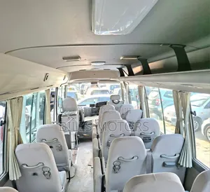Hino Dutro 2011 Gold