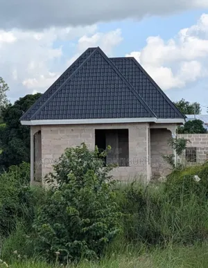 Looking for a Stylish and Long-Lasting Roof
