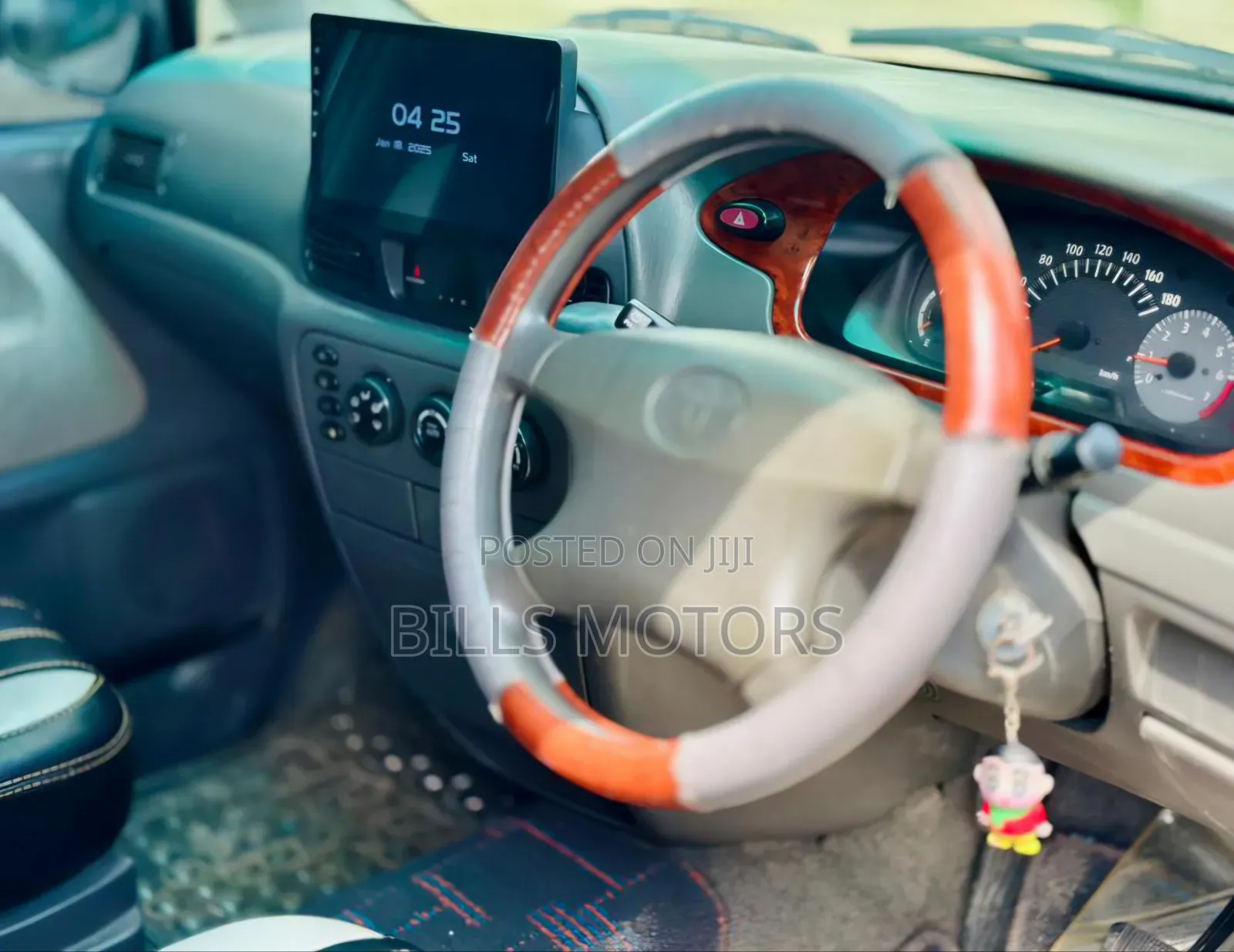 Toyota Noah 2001 Silver