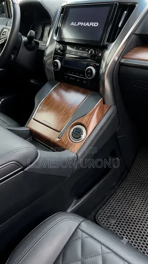 Standard Mini Car Charger