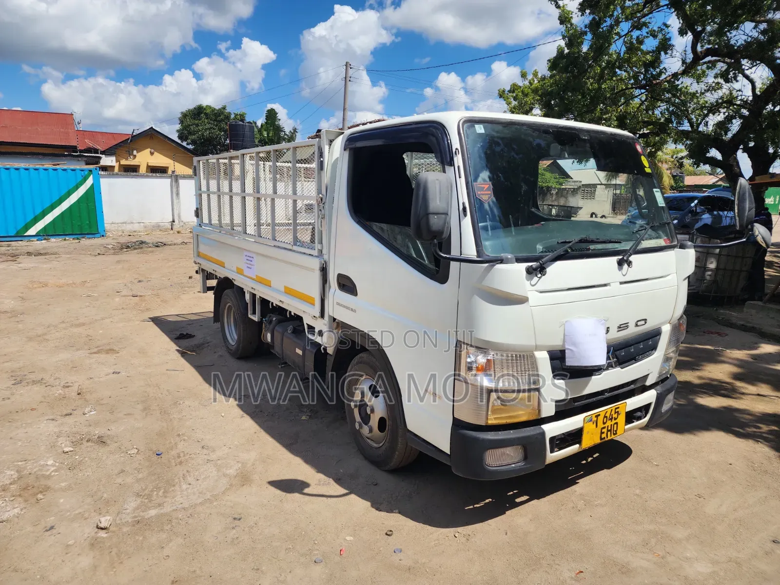 Mitsubishi Canter 2 Ton