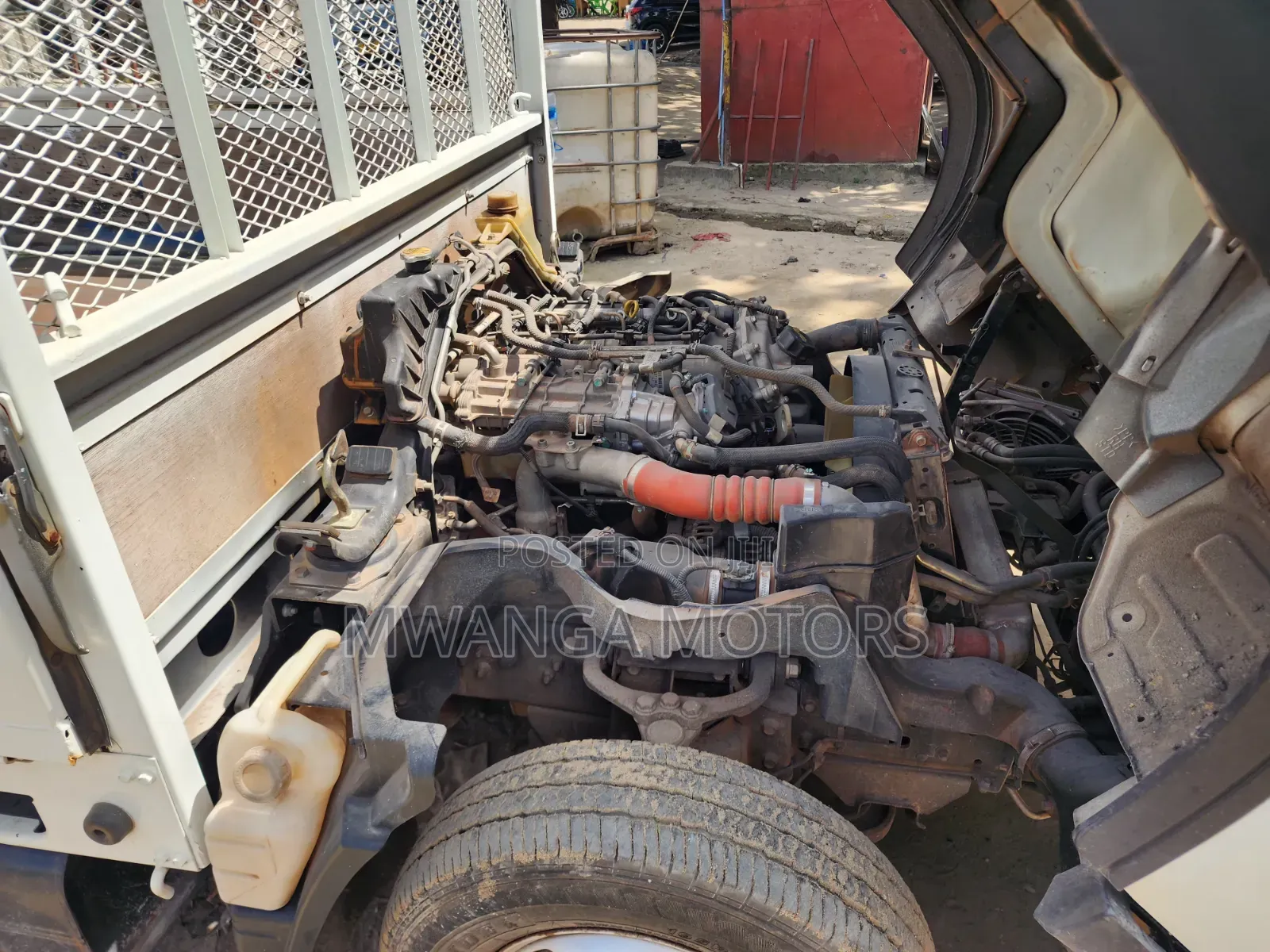Mitsubishi Canter 2 Ton
