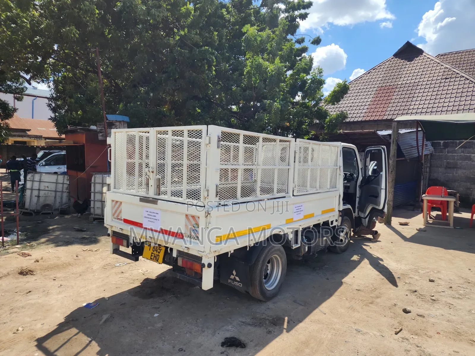 Mitsubishi Canter 2 Ton